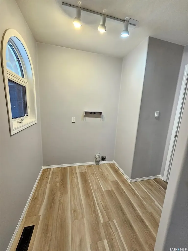 120 5th Avenue W Unity SK S0K 4L0
