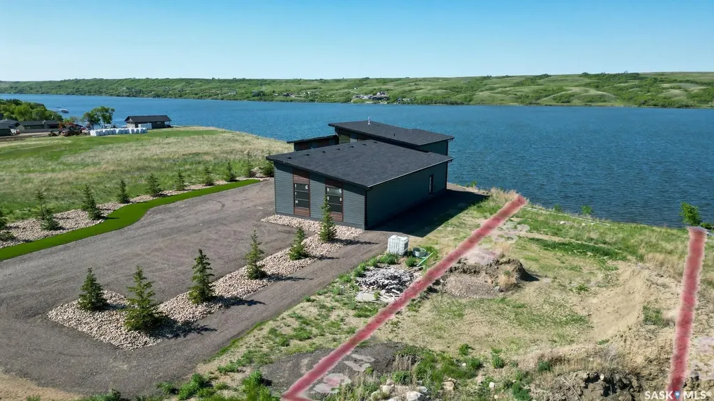 13 Sunset Boulevard North Grove SK S0G 1P0