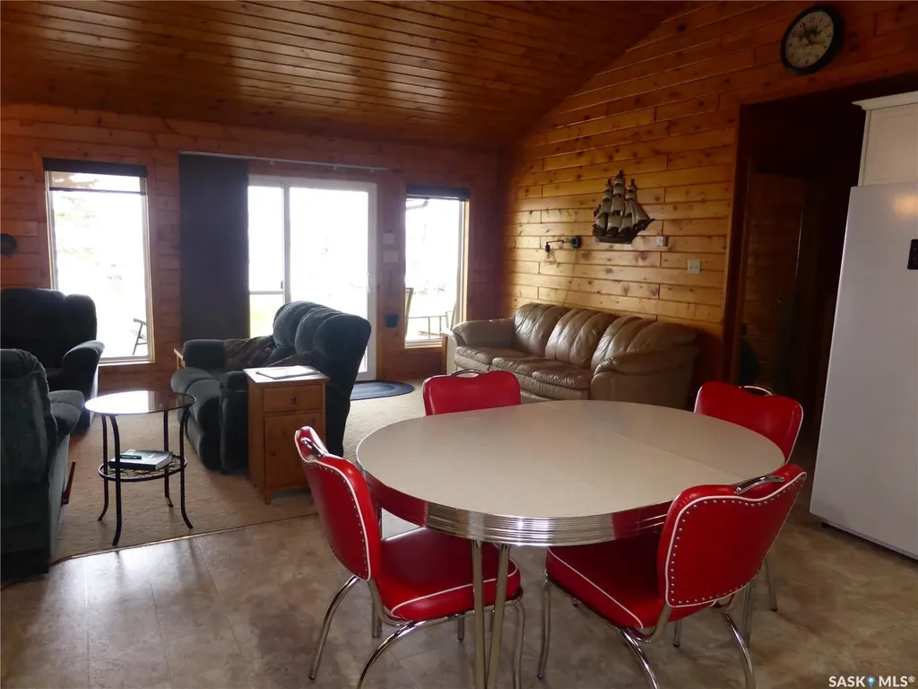 5 Mathews Crescent Turtle View SK S0M 1J0