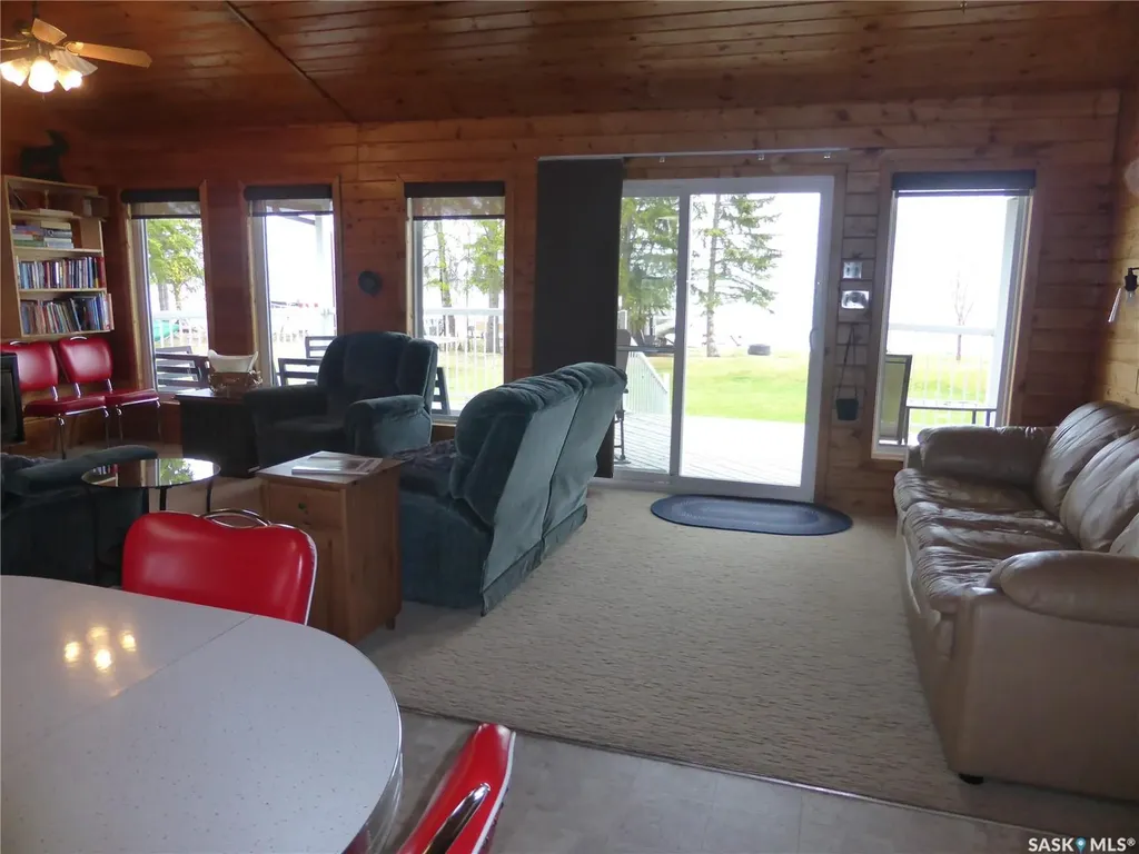 5 Mathews Crescent Turtle View SK S0M 1J0