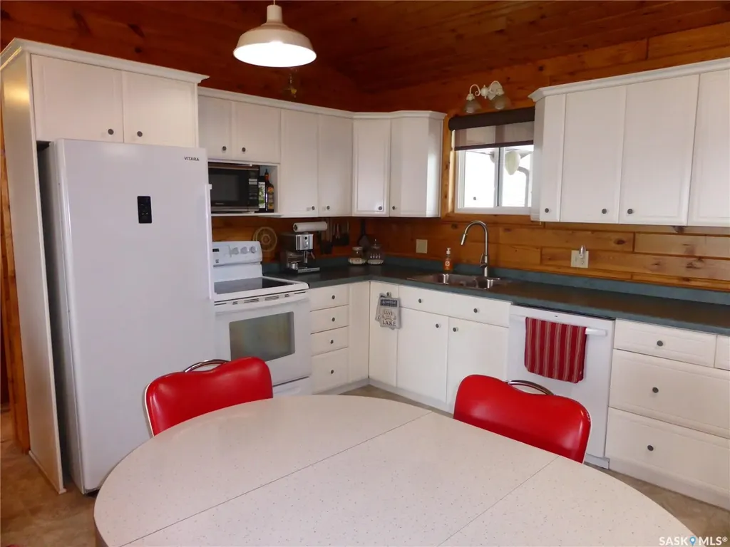 5 Mathews Crescent Turtle View SK S0M 1J0