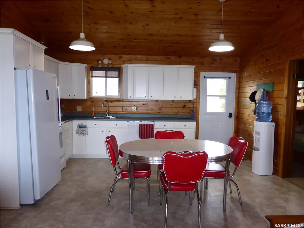 5 Mathews Crescent Turtle View SK S0M 1J0