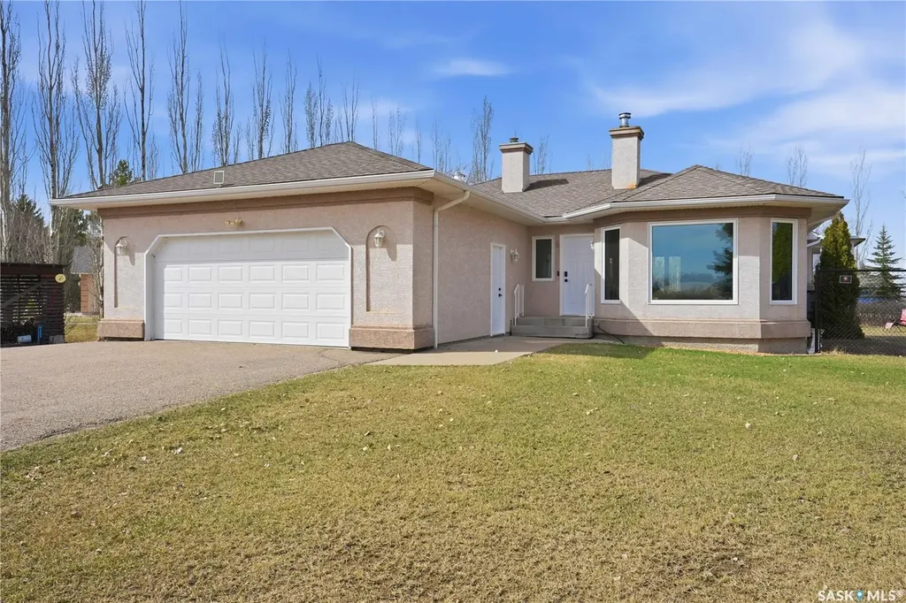 8 Chemin Bellevue Road Battleford SK S0M 0E0