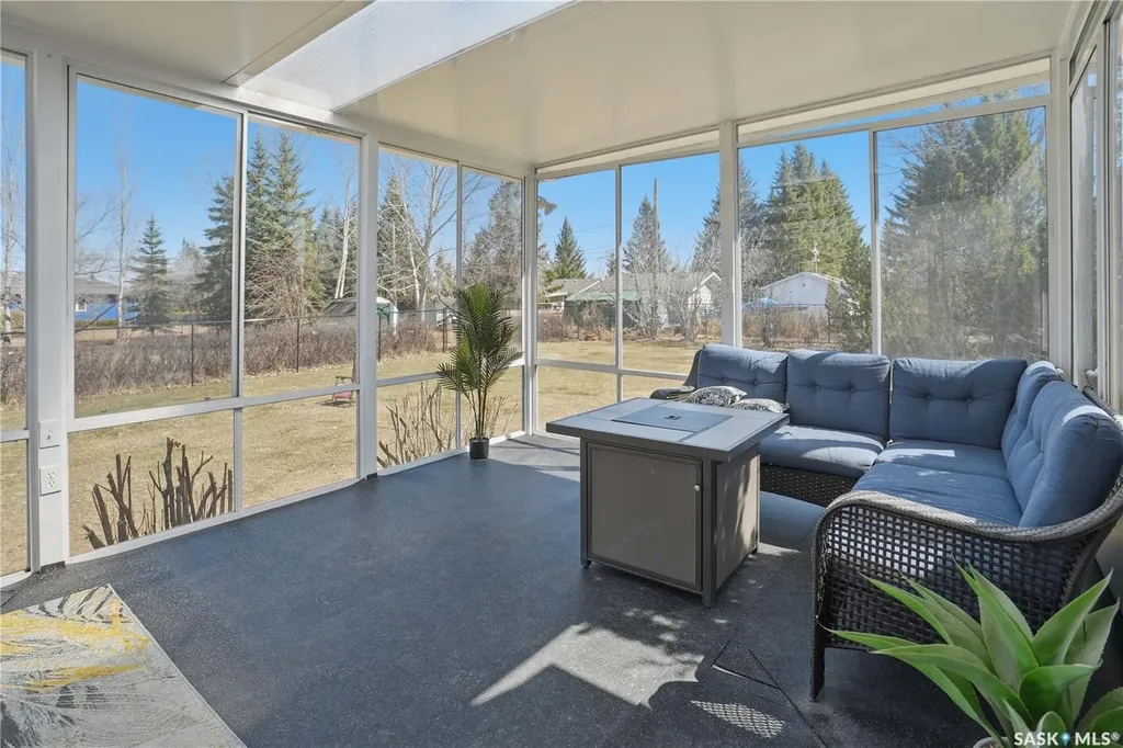 8 Chemin Bellevue Road Battleford SK S0M 0E0