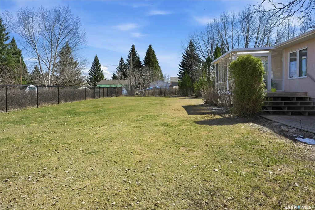 8 Chemin Bellevue Road Battleford SK S0M 0E0