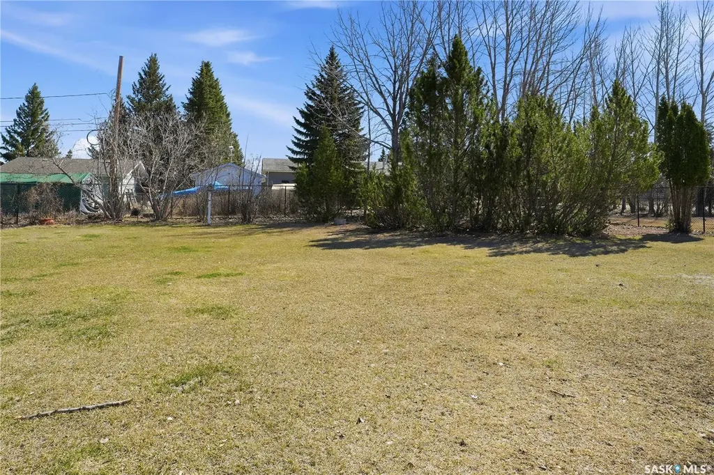 8 Chemin Bellevue Road Battleford SK S0M 0E0