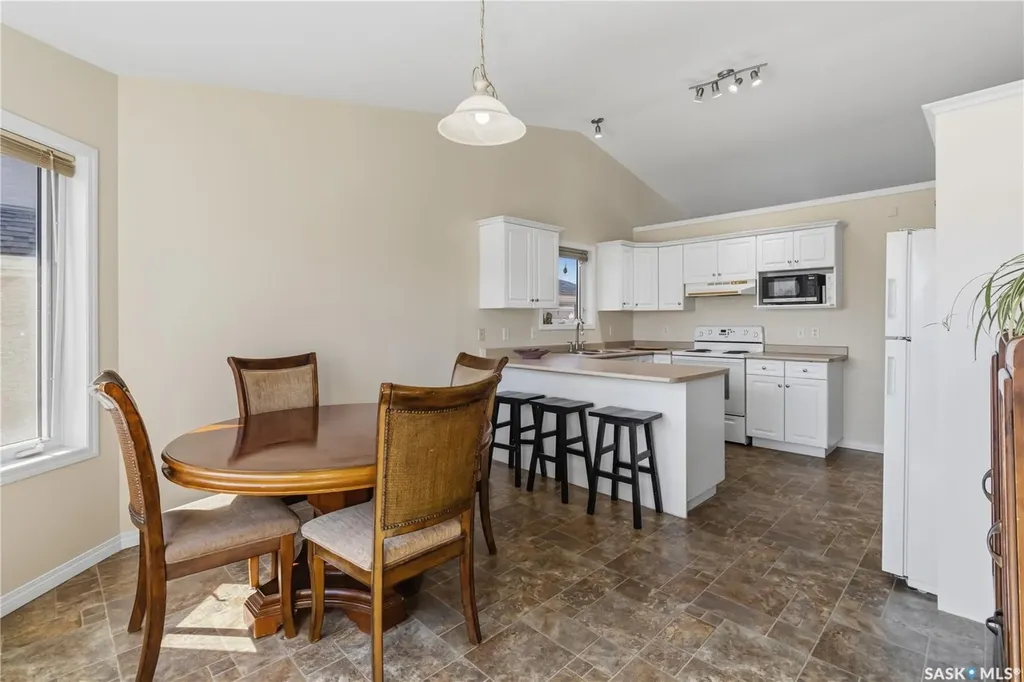 414 Adaskin Cove Saskatoon SK S7N 4P4