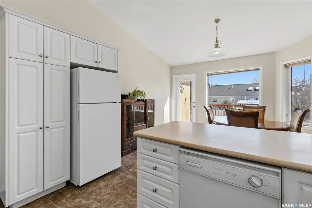 414 Adaskin Cove Saskatoon SK S7N 4P4