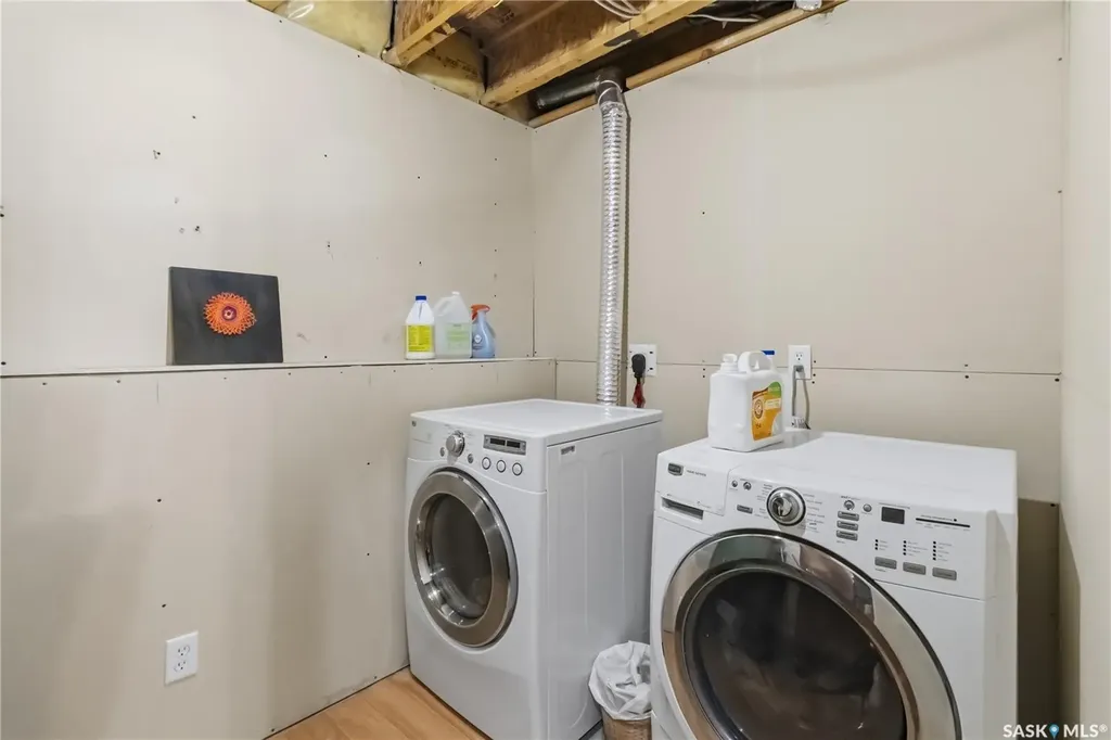 414 Adaskin Cove Saskatoon SK S7N 4P4