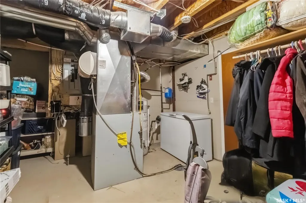 414 Adaskin Cove Saskatoon SK S7N 4P4