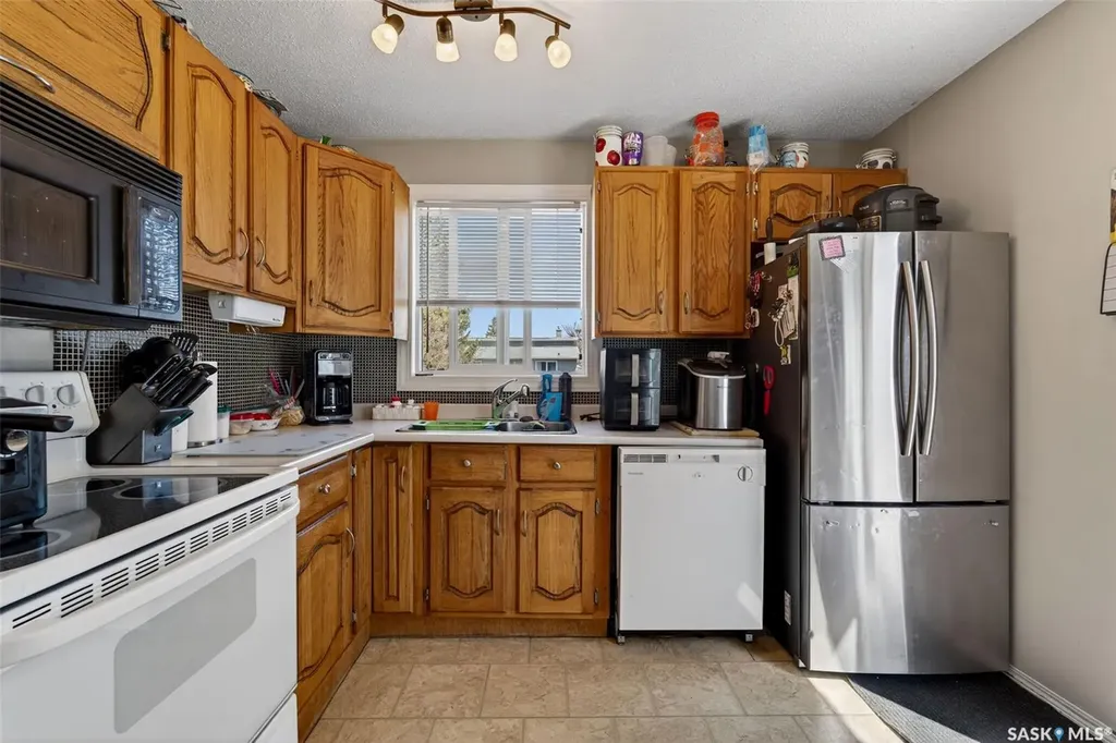 69 Mcgee Crescent Saskatoon SK S7L 4M6
