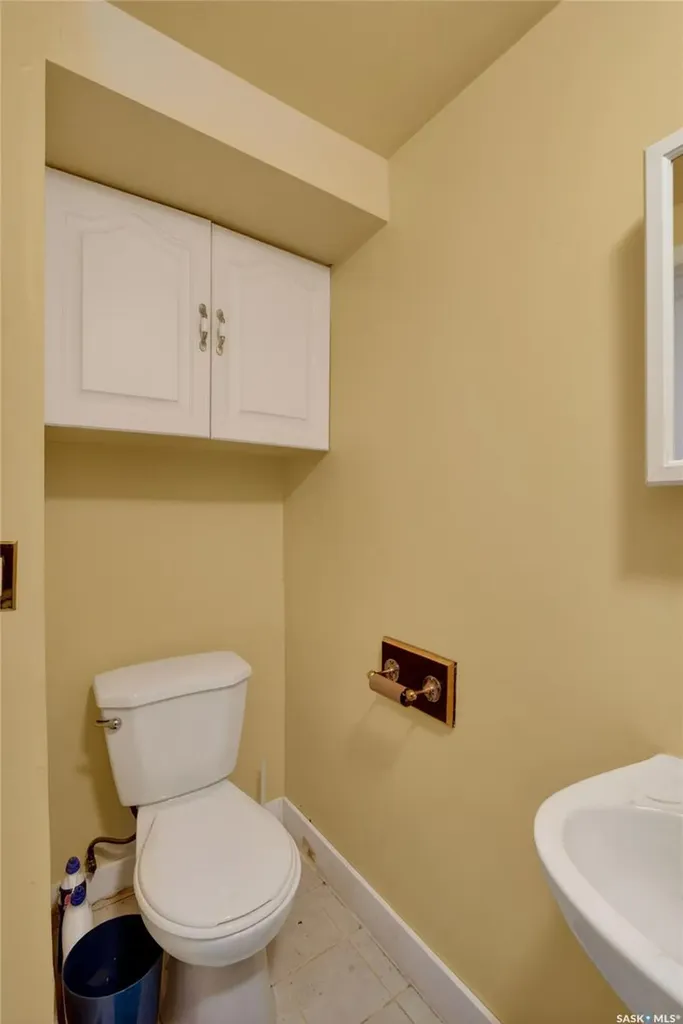 69 Mcgee Crescent Saskatoon SK S7L 4M6