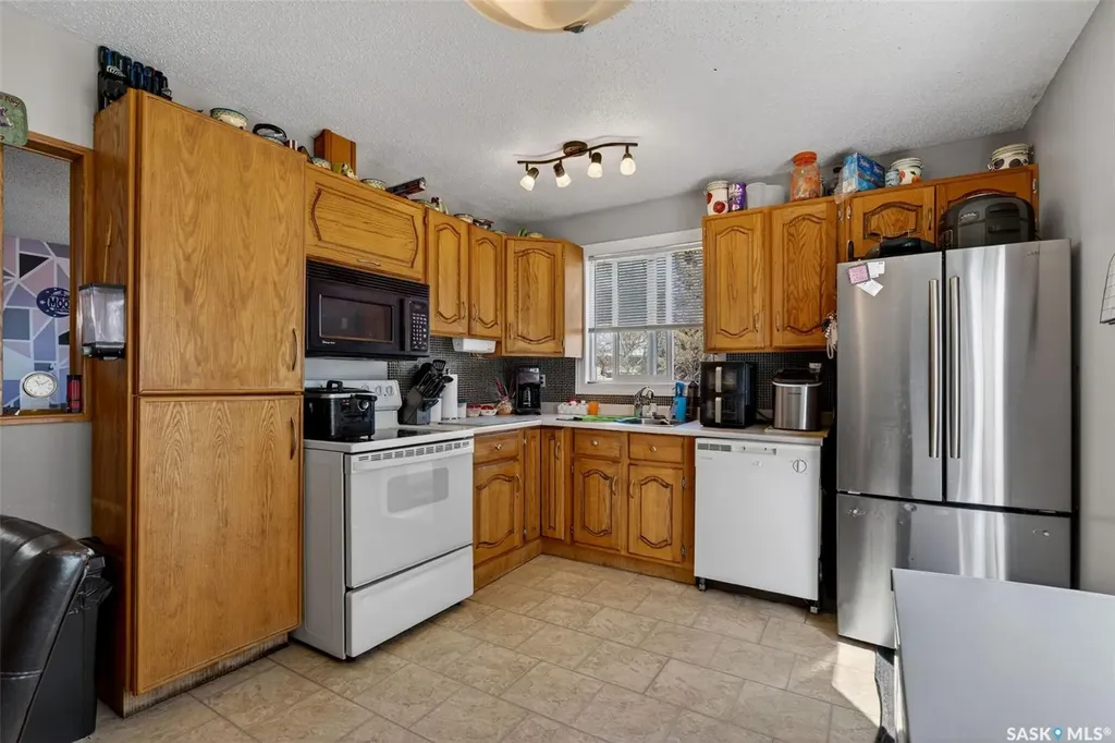 69 Mcgee Crescent Saskatoon SK S7L 4M6