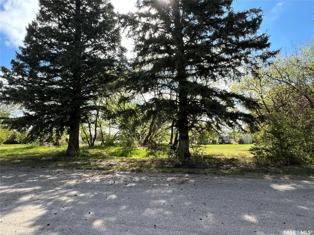 106 Main Street Yellow Creek SK S0K 4M0