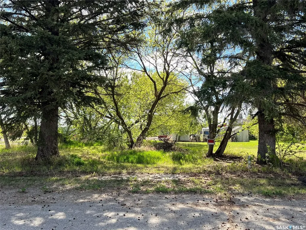106 Main Street Yellow Creek SK S0K 4M0