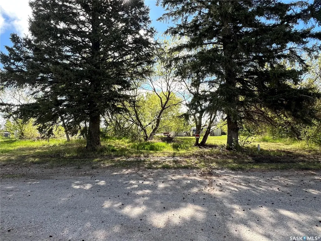 106 Main Street Yellow Creek SK S0K 4M0