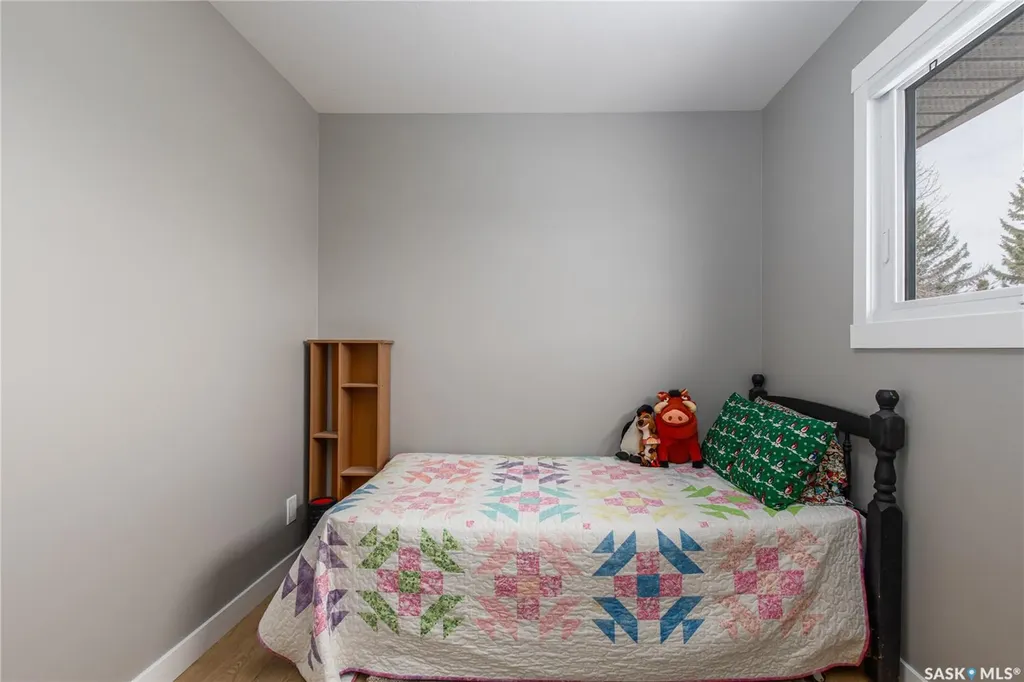 1511 Glendale Street Moose Jaw SK S6H 7B3