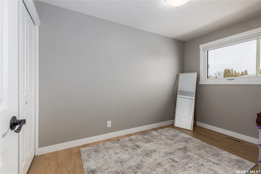 1511 Glendale Street Moose Jaw SK S6H 7B3