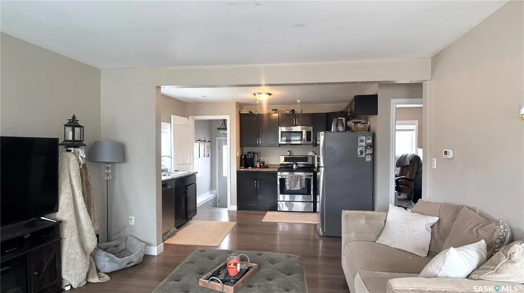 1537 Second Street Estevan SK S4A 2M9