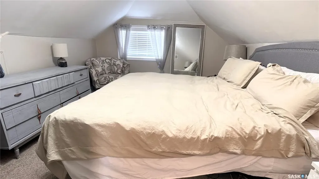 1537 Second Street Estevan SK S4A 2M9