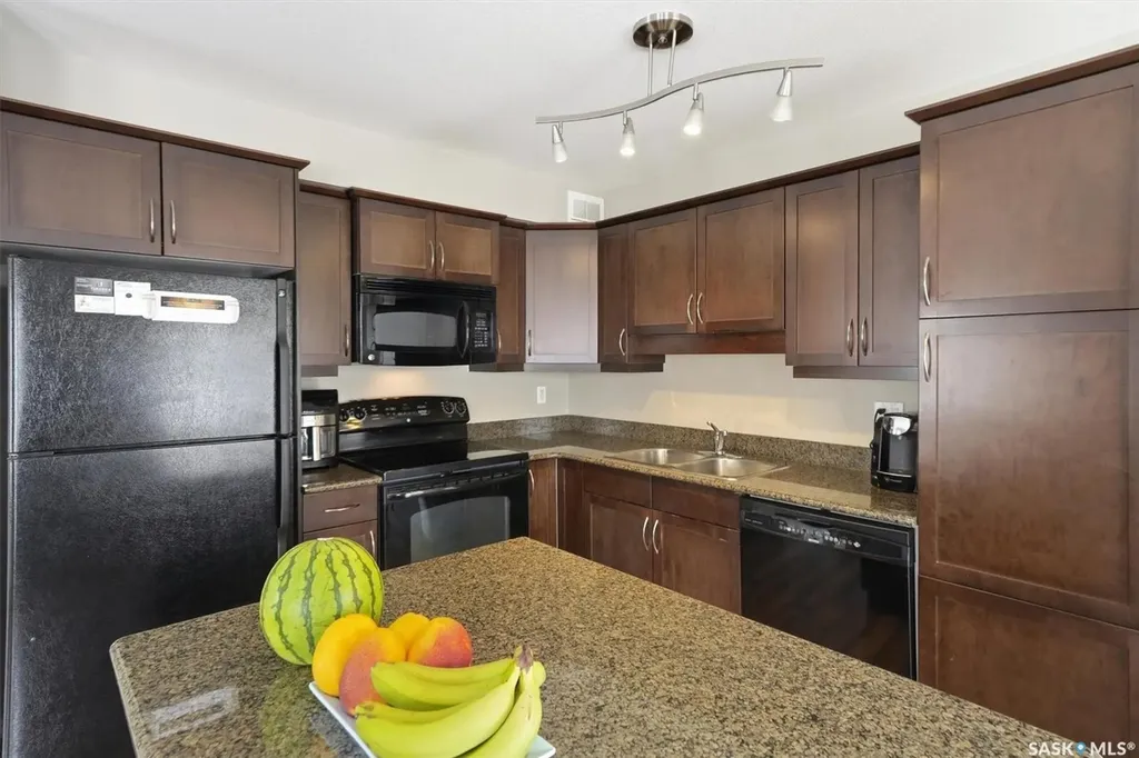 615 Lynd Crescent Saskatoon SK S7T 0G8