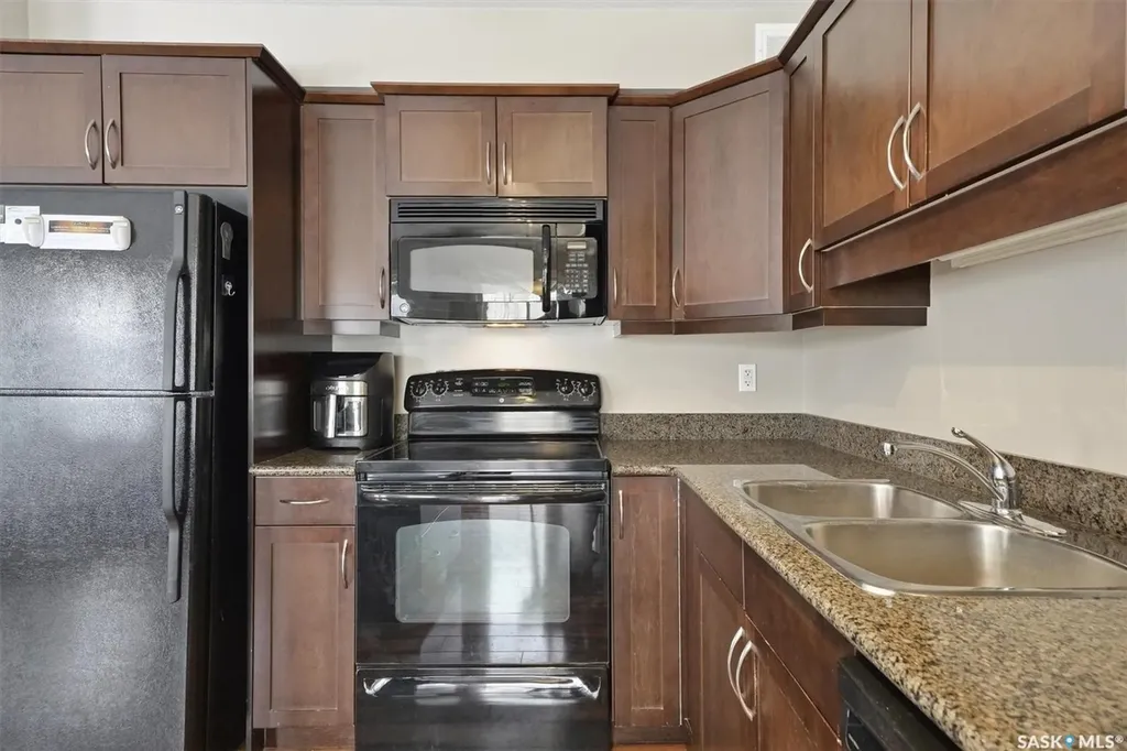 615 Lynd Crescent Saskatoon SK S7T 0G8