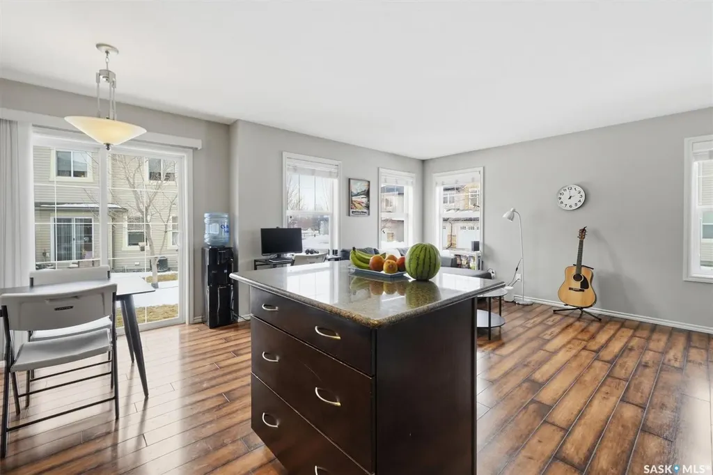 615 Lynd Crescent Saskatoon SK S7T 0G8