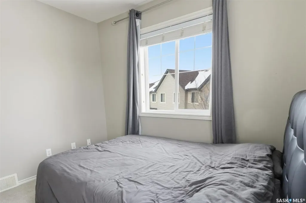 615 Lynd Crescent Saskatoon SK S7T 0G8