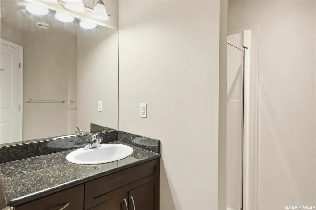 615 Lynd Crescent Saskatoon SK S7T 0G8