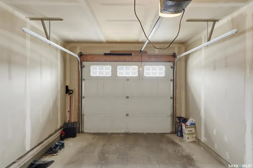 615 Lynd Crescent Saskatoon SK S7T 0G8
