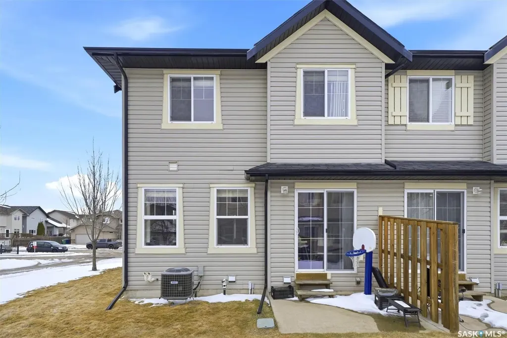 615 Lynd Crescent Saskatoon SK S7T 0G8