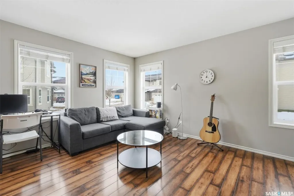 615 Lynd Crescent Saskatoon SK S7T 0G8