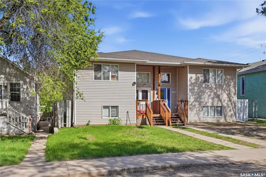 222 V Avenue S Saskatoon SK S7M 3B3