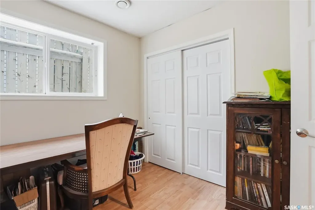 222 V Avenue S Saskatoon SK S7M 3B3