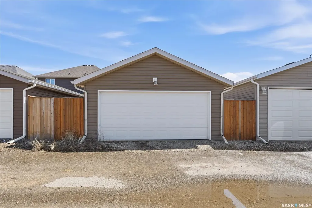 1334 Hunter Road Saskatoon SK S7T 0S5