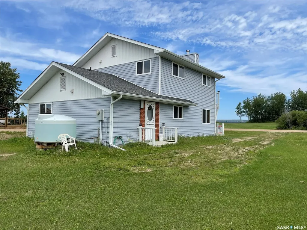 6 Bronco Drive Big River Rm No. 555 SK S0J 0E0