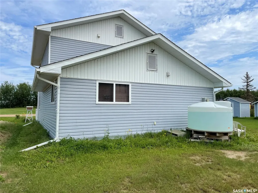 6 Bronco Drive Big River Rm No. 555 SK S0J 0E0
