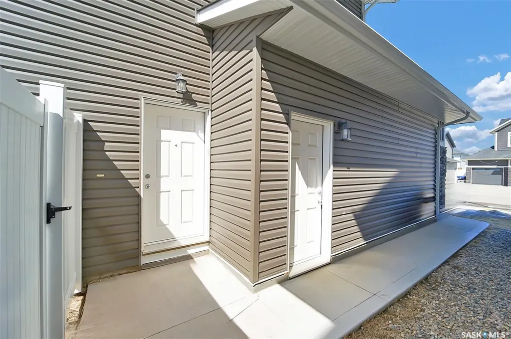 236 Barrett Street Saskatoon SK S7W 1C7