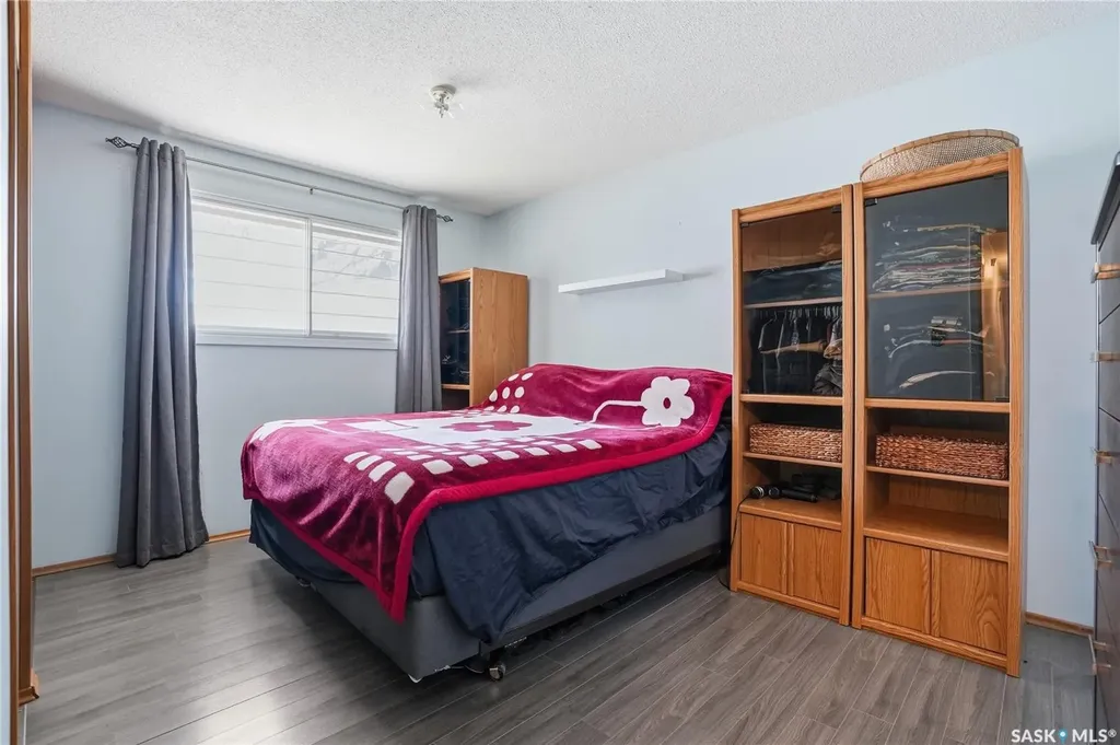 1117 Elevator Road Saskatoon SK S7M 3X1