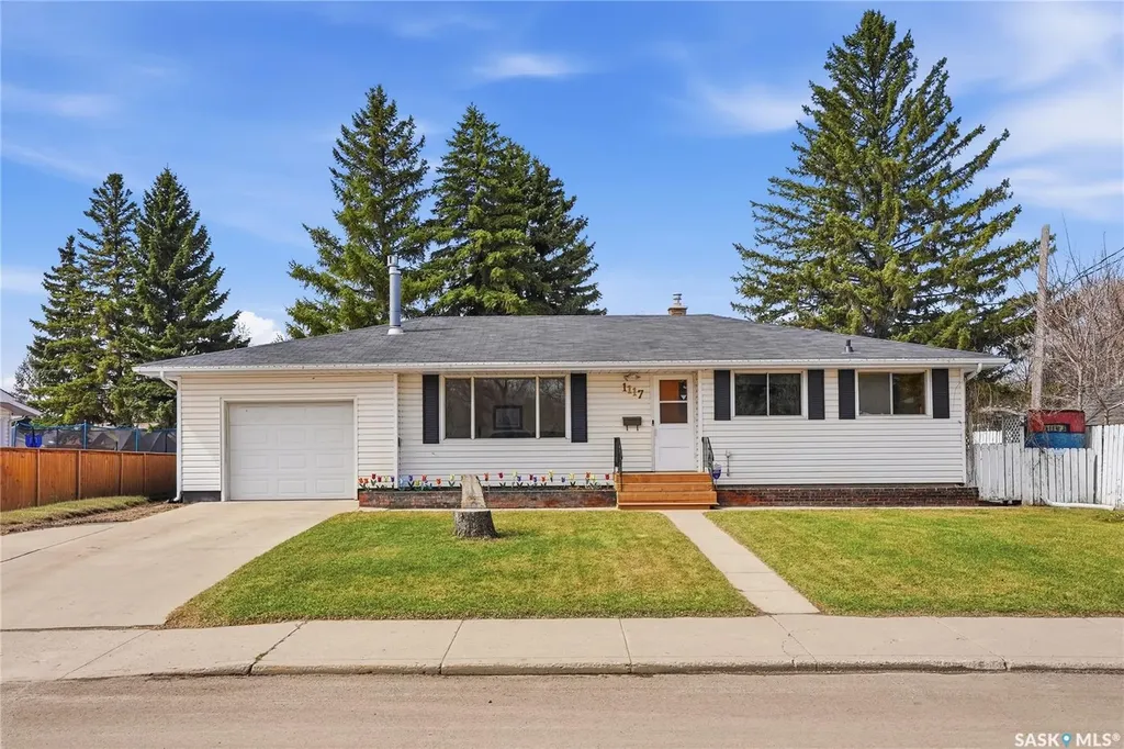 1117 Elevator Road Saskatoon SK S7M 3X1