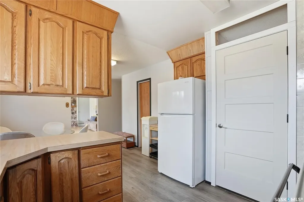 1117 Elevator Road Saskatoon SK S7M 3X1