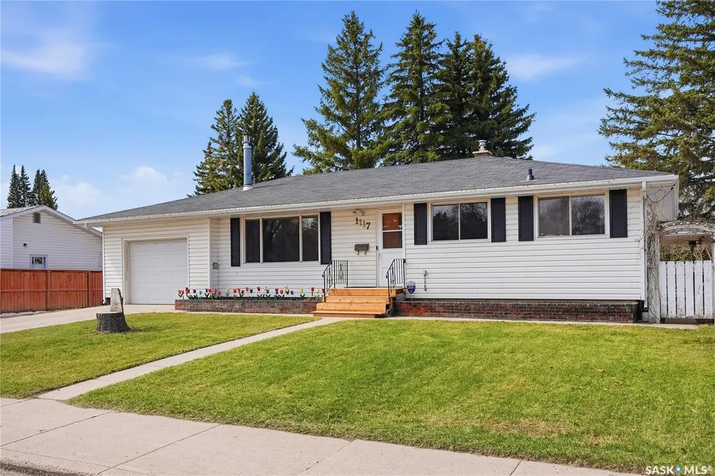 1117 Elevator Road Saskatoon SK S7M 3X1