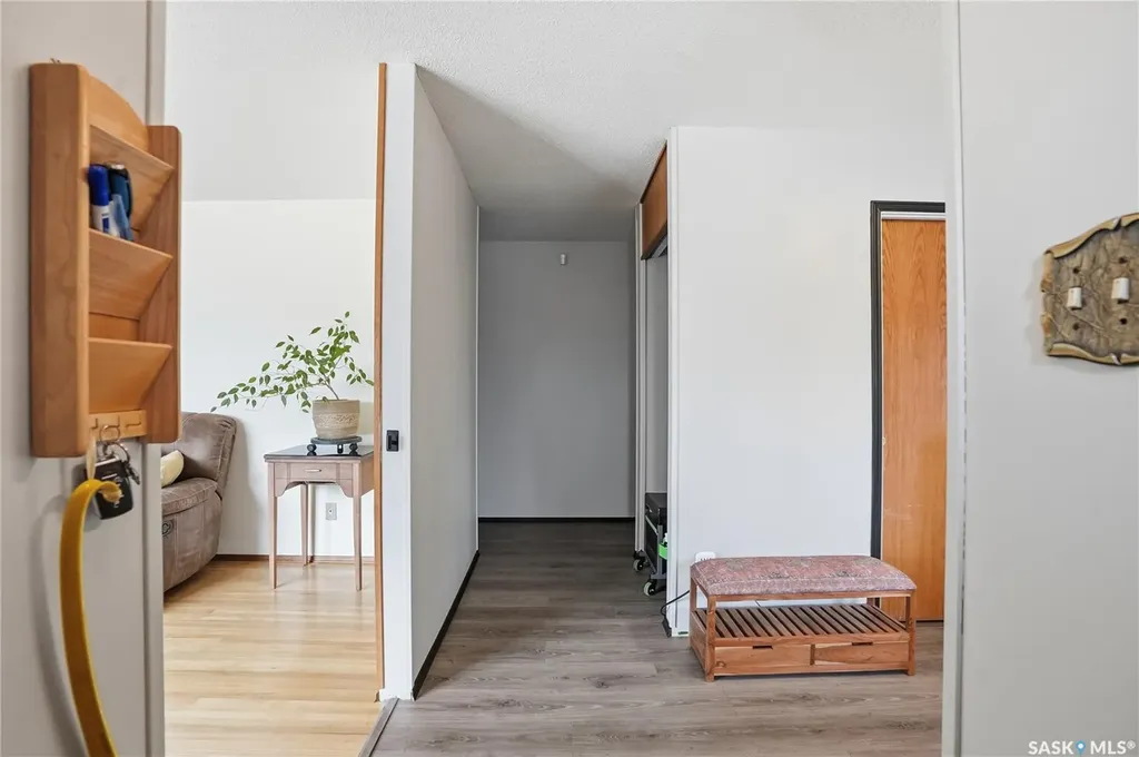 1117 Elevator Road Saskatoon SK S7M 3X1