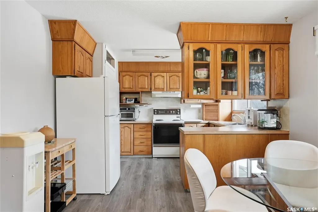 1117 Elevator Road Saskatoon SK S7M 3X1