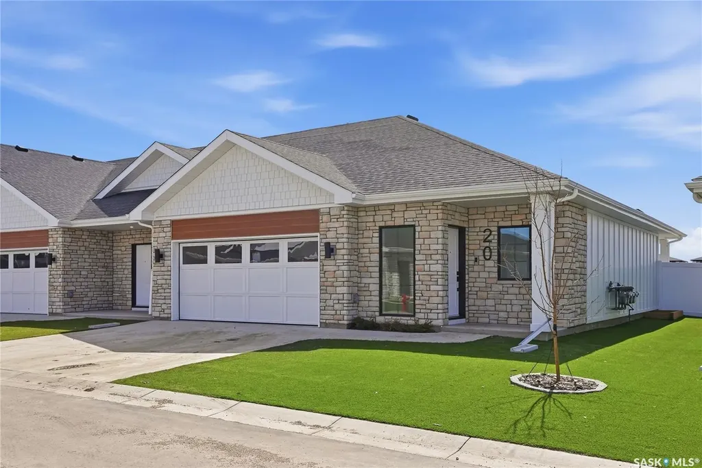 720 Brighton Boulevard Saskatoon SK S7V 1X1