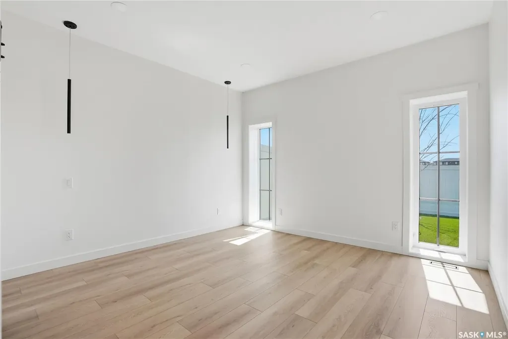 720 Brighton Boulevard Saskatoon SK S7V 1X1