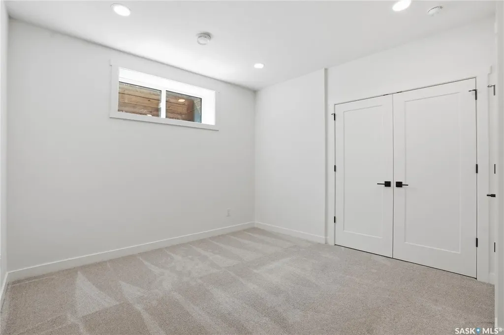 720 Brighton Boulevard Saskatoon SK S7V 1X1