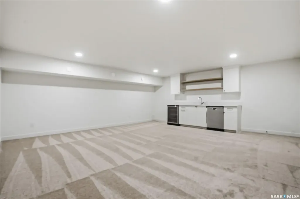 720 Brighton Boulevard Saskatoon SK S7V 1X1