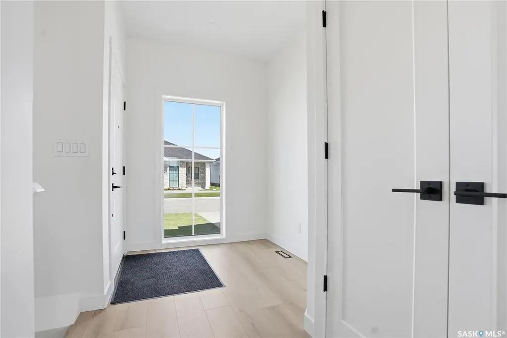 720 Brighton Boulevard Saskatoon SK S7V 1X1