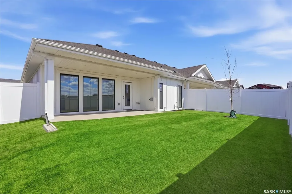 720 Brighton Boulevard Saskatoon SK S7V 1X1